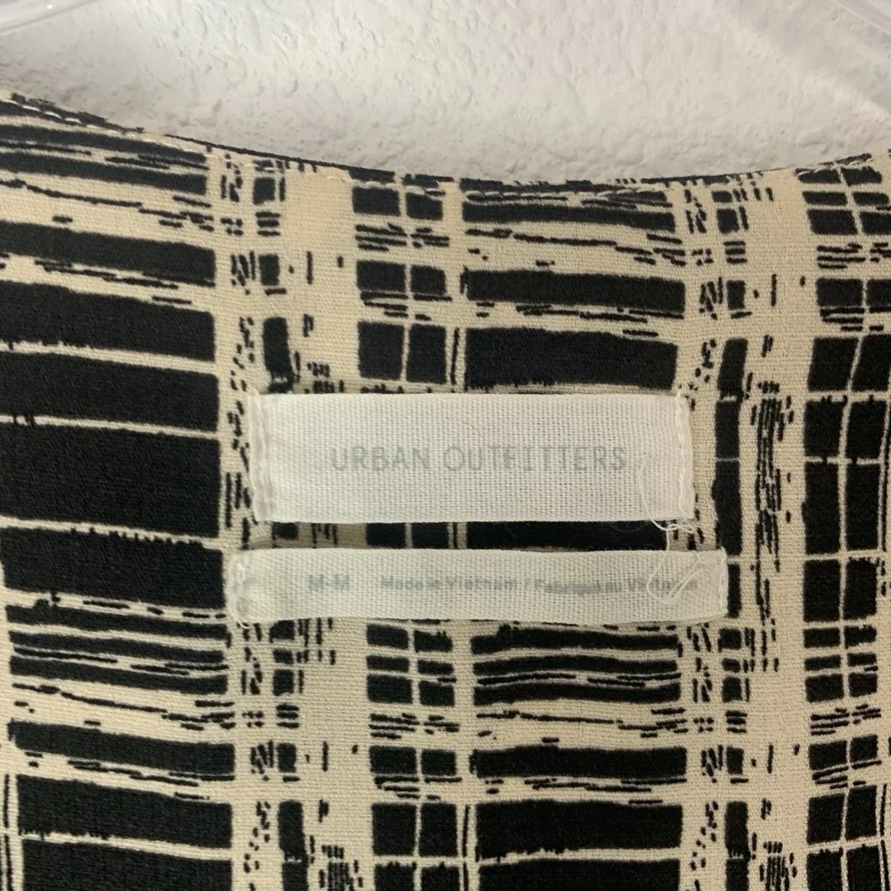 Urban Outfitters Dress Medium Daphne Midi Wrap Plaid Hi Lo Preppy Classic Tiered